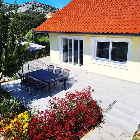 Mateo Villa Seget Vranjica